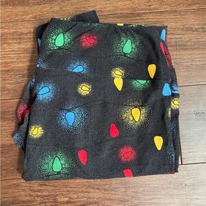 Lularoe Christmas Lights Leggings TC